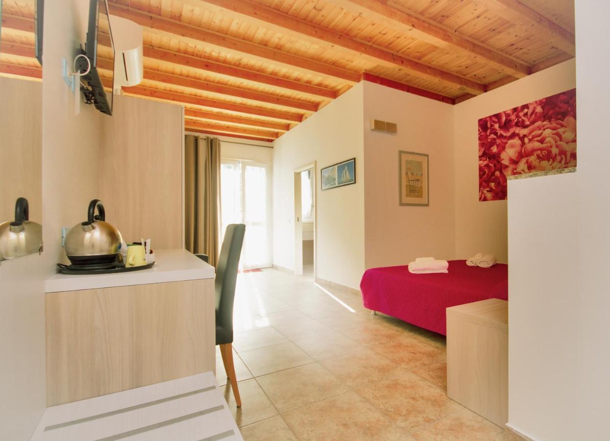 Il Sole Nel Mare - Lido Di Volano Bed & Breakfast Comacchio Exterior foto