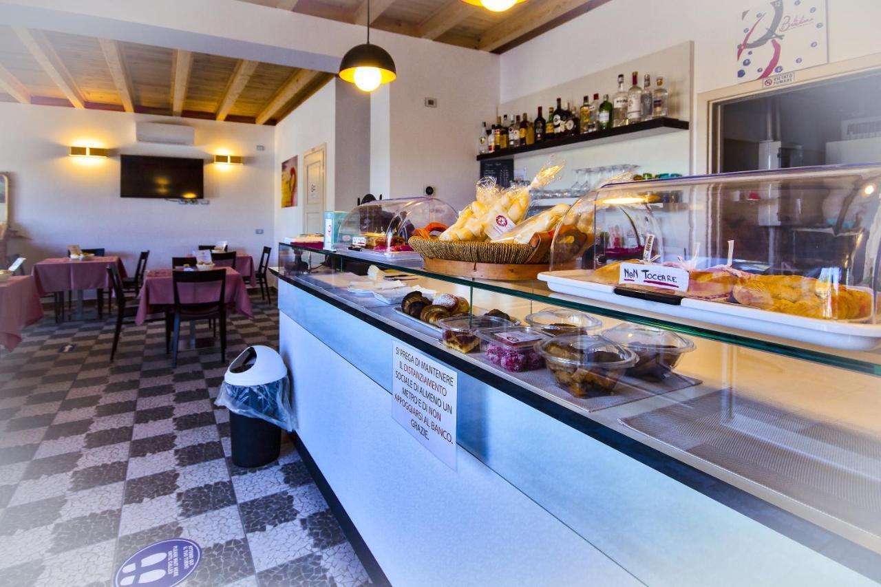 Il Sole Nel Mare - Lido Di Volano Bed & Breakfast Comacchio Exterior foto