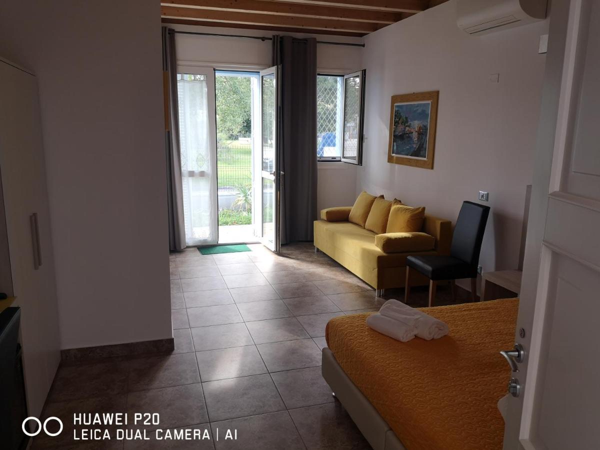 Il Sole Nel Mare - Lido Di Volano Bed & Breakfast Comacchio Exterior foto
